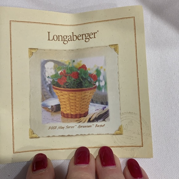 Longaberger Geranium Basket Set - Picture 10 of 16